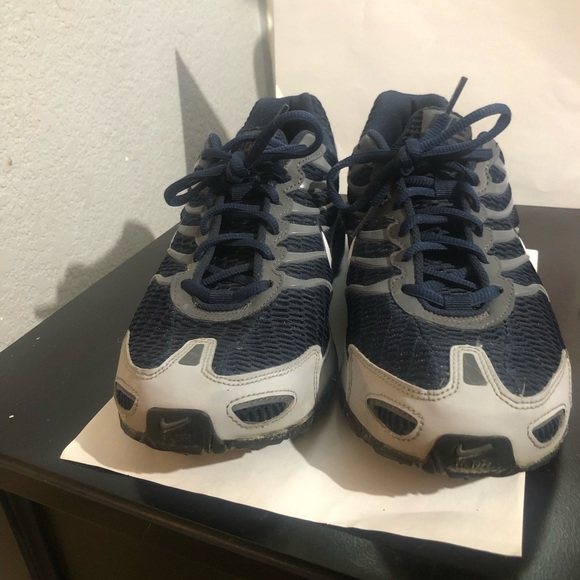 Good condition Nike running exercising shoes - Picture 3 of 4